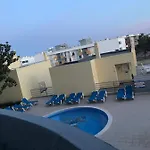 Do Mar Lovely First Floor With Pool * Lagos