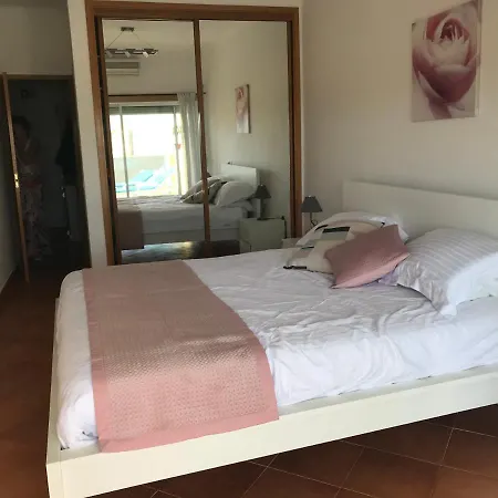 Do Mar Lovely First Floor With Pool *