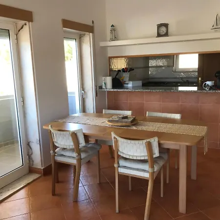 Do Mar Lovely First Floor With Pool