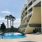 Do Mar Lovely First Floor With Pool